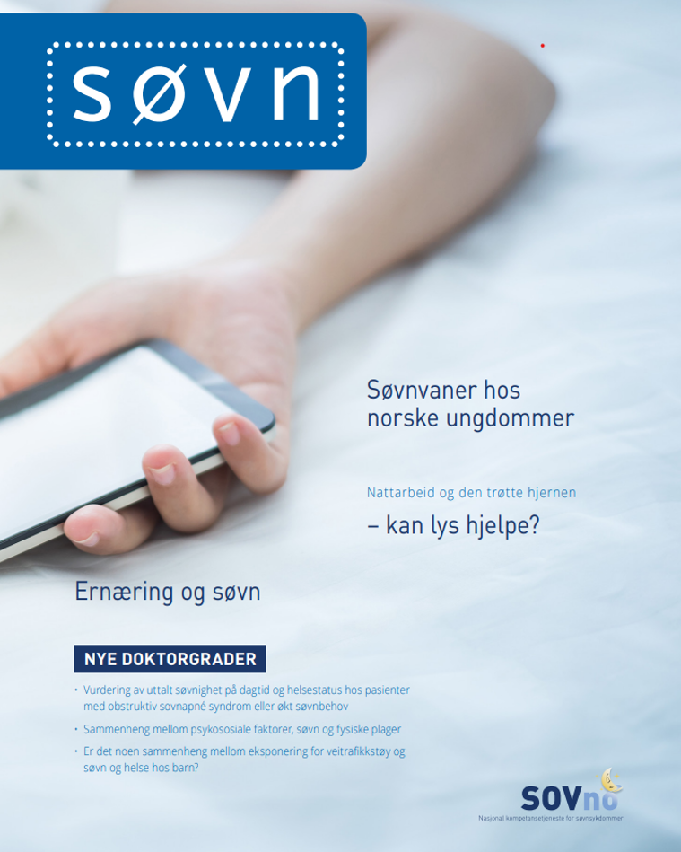 En hånd som holder en mobiltelefon