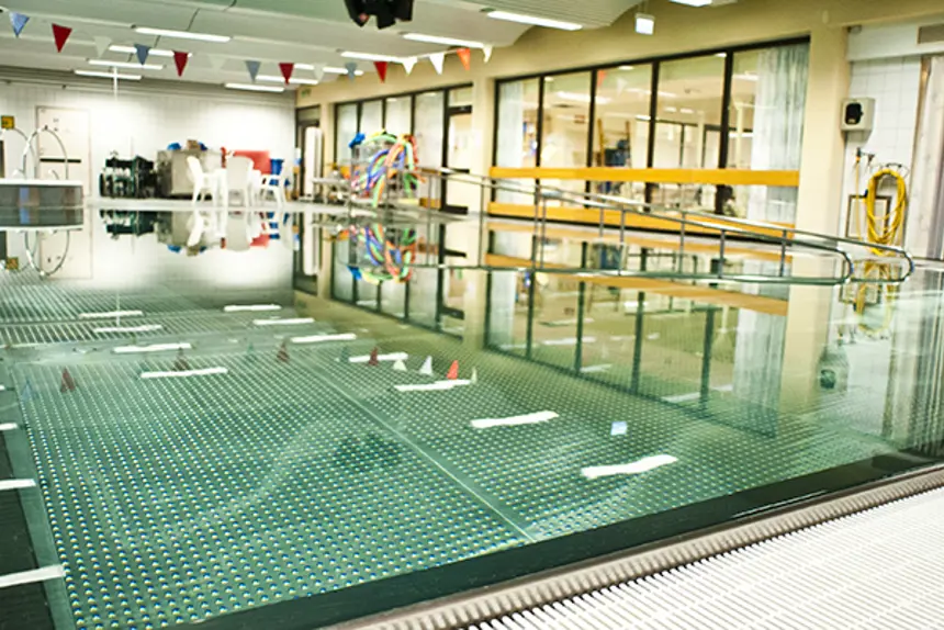 Interiør terapibasseng