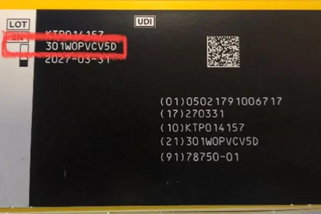Et svart rektangulært tegn