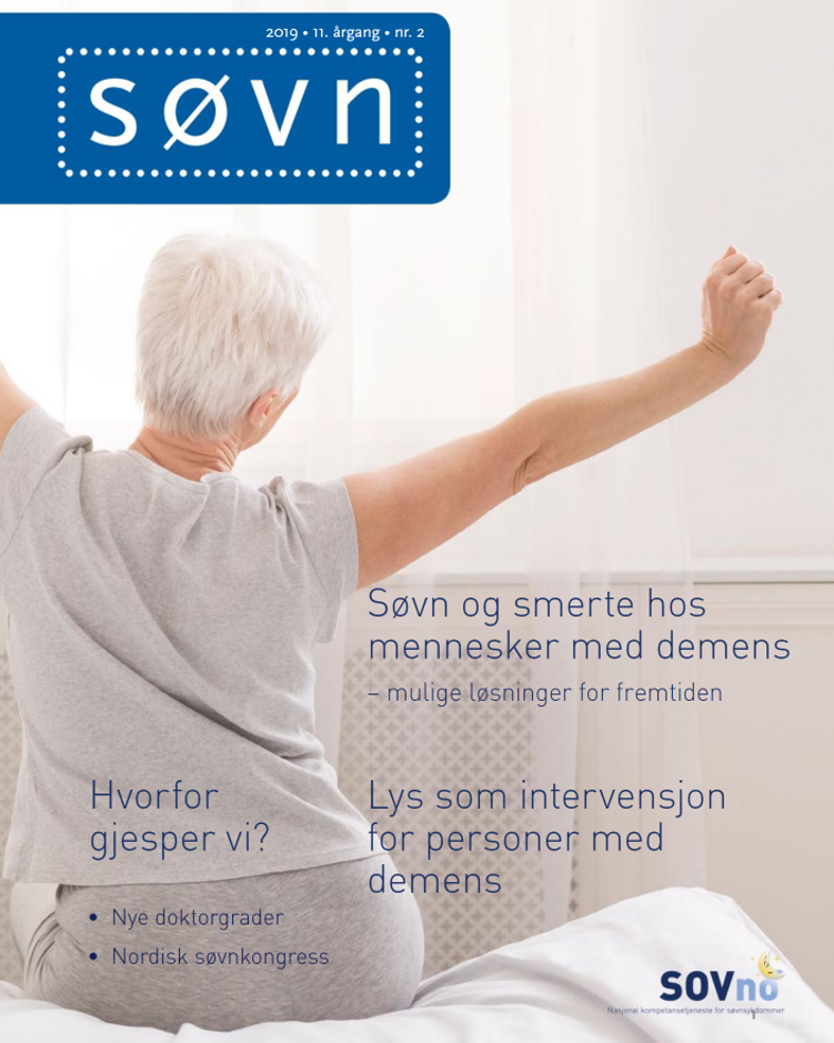 Kvinne som strekker seg