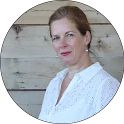 En person i hvit kjole