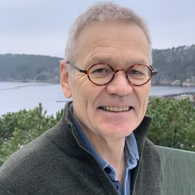 Helseøkonom og forsker og  Vidar Halsteinli