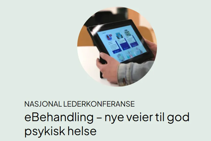 En person som holder en smarttelefon