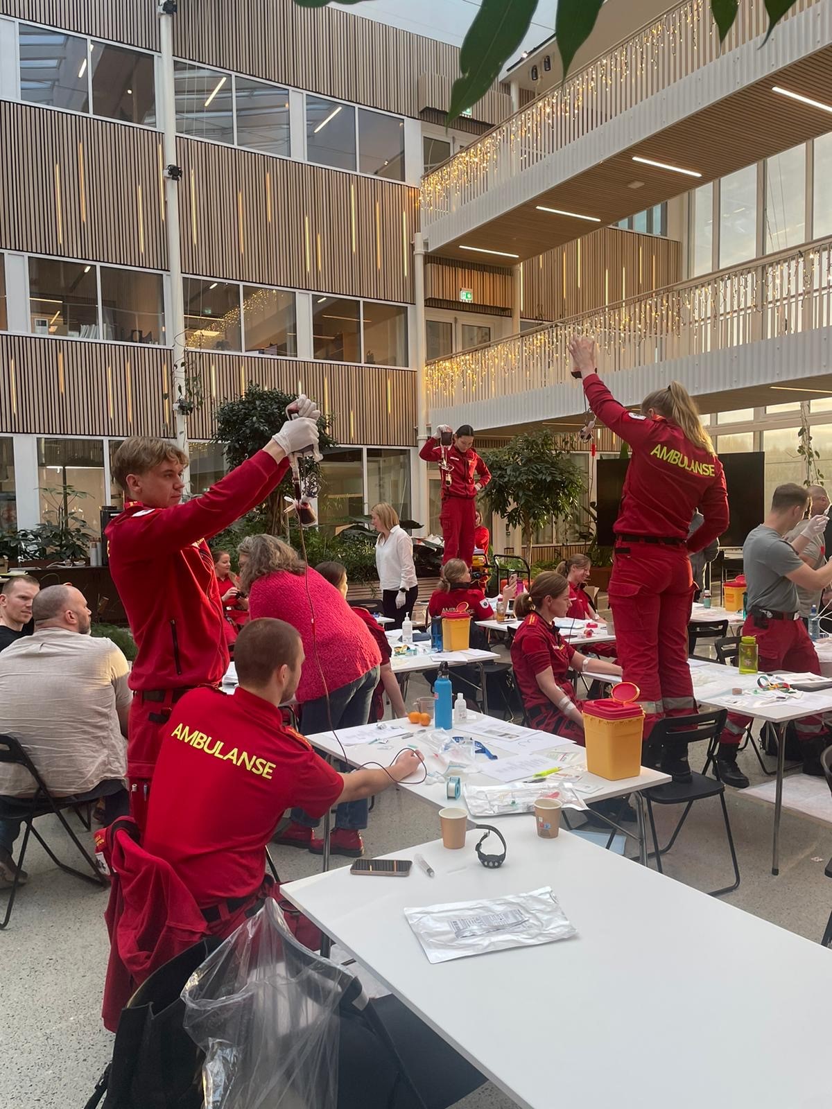 Ambulancepersonell learning transfusion 