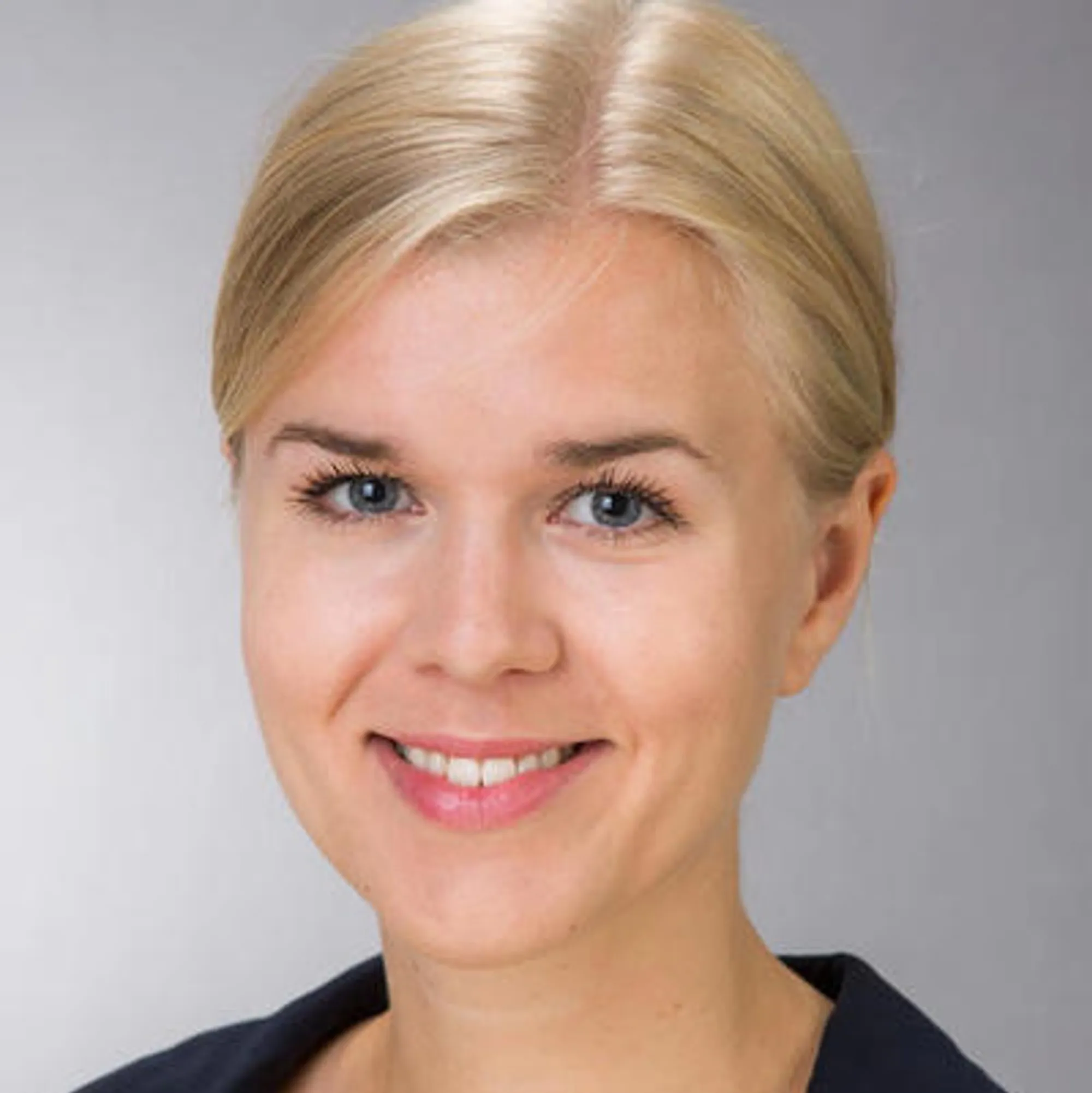 A woman with blonde hair