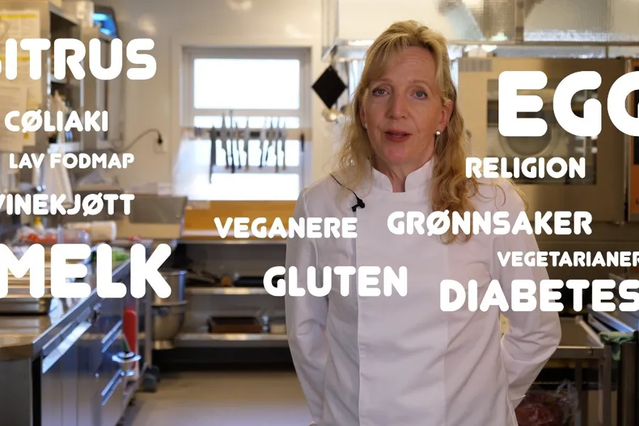 En person i hvit skjorte