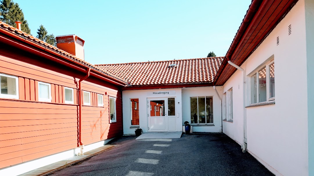 Foto:hovedinngangen til Breistein