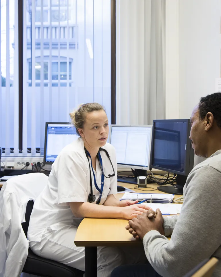 Lege og pasient. Foto