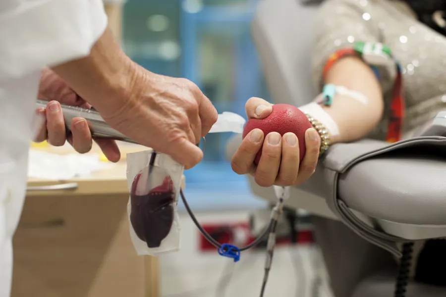 blodgiver til tapping