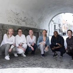 Gruppebilde ansatte i avdeling for rusmedisin. Foto