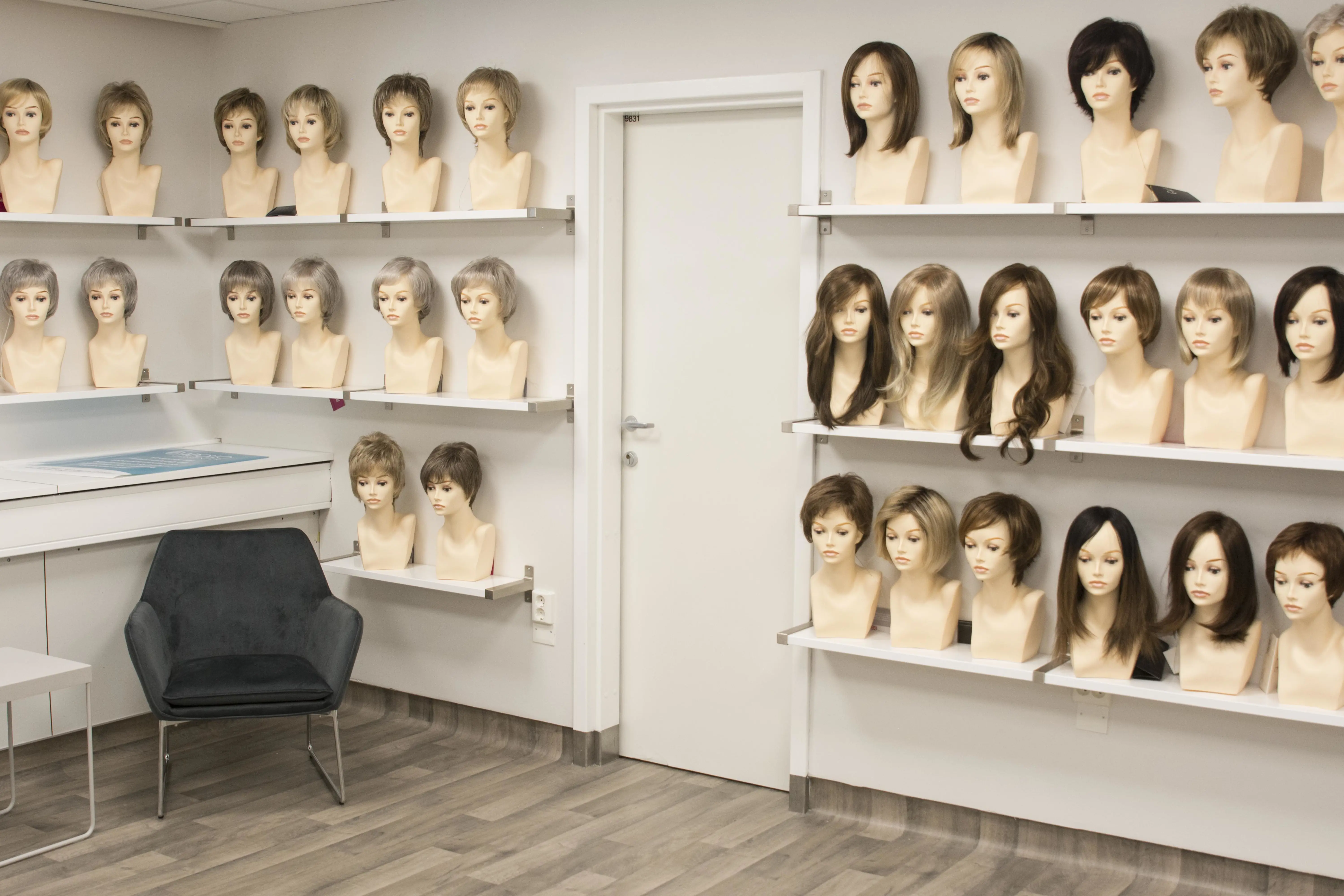 Interiør parykkstudio. Foto