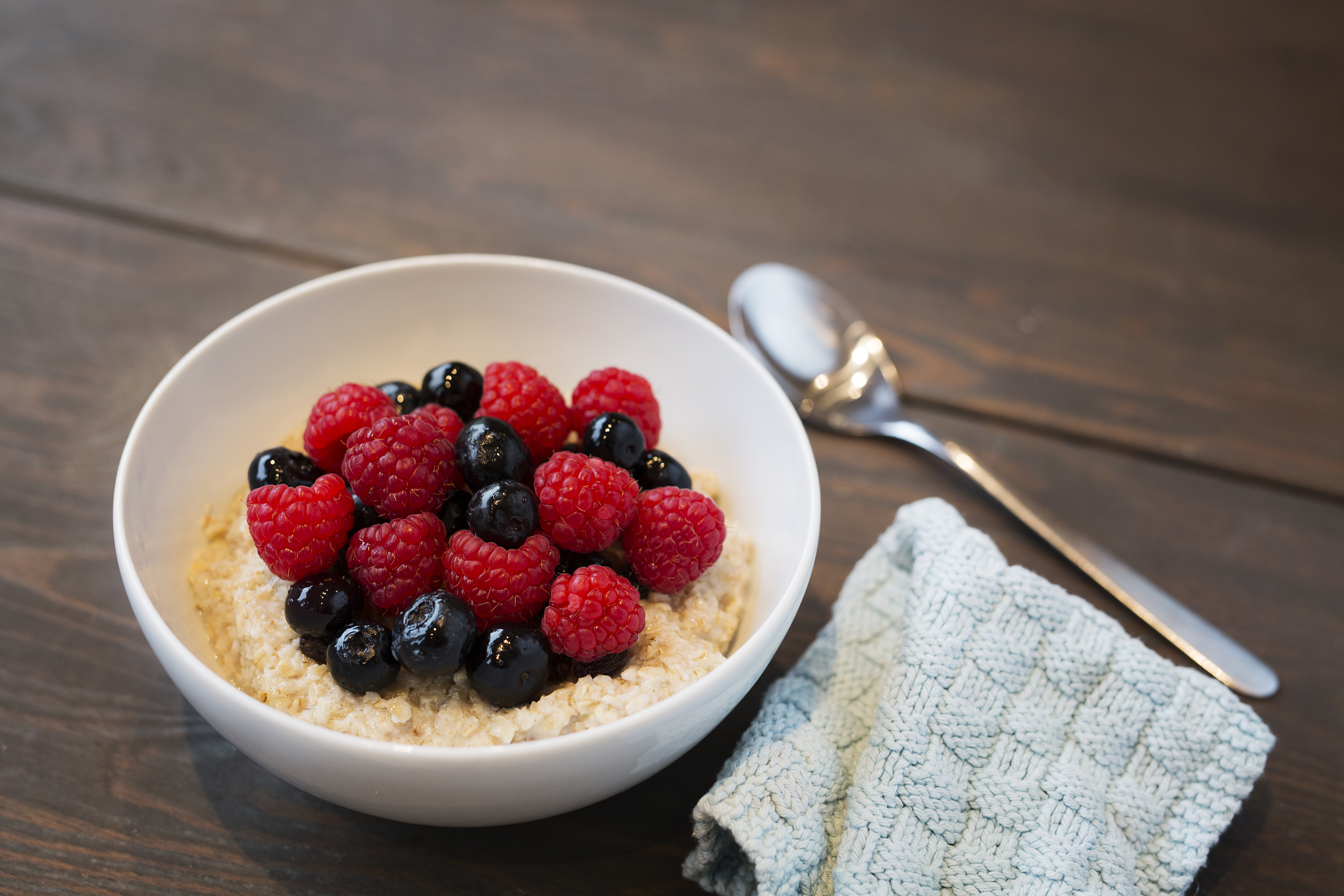 Foto: Havregrøt med bær 