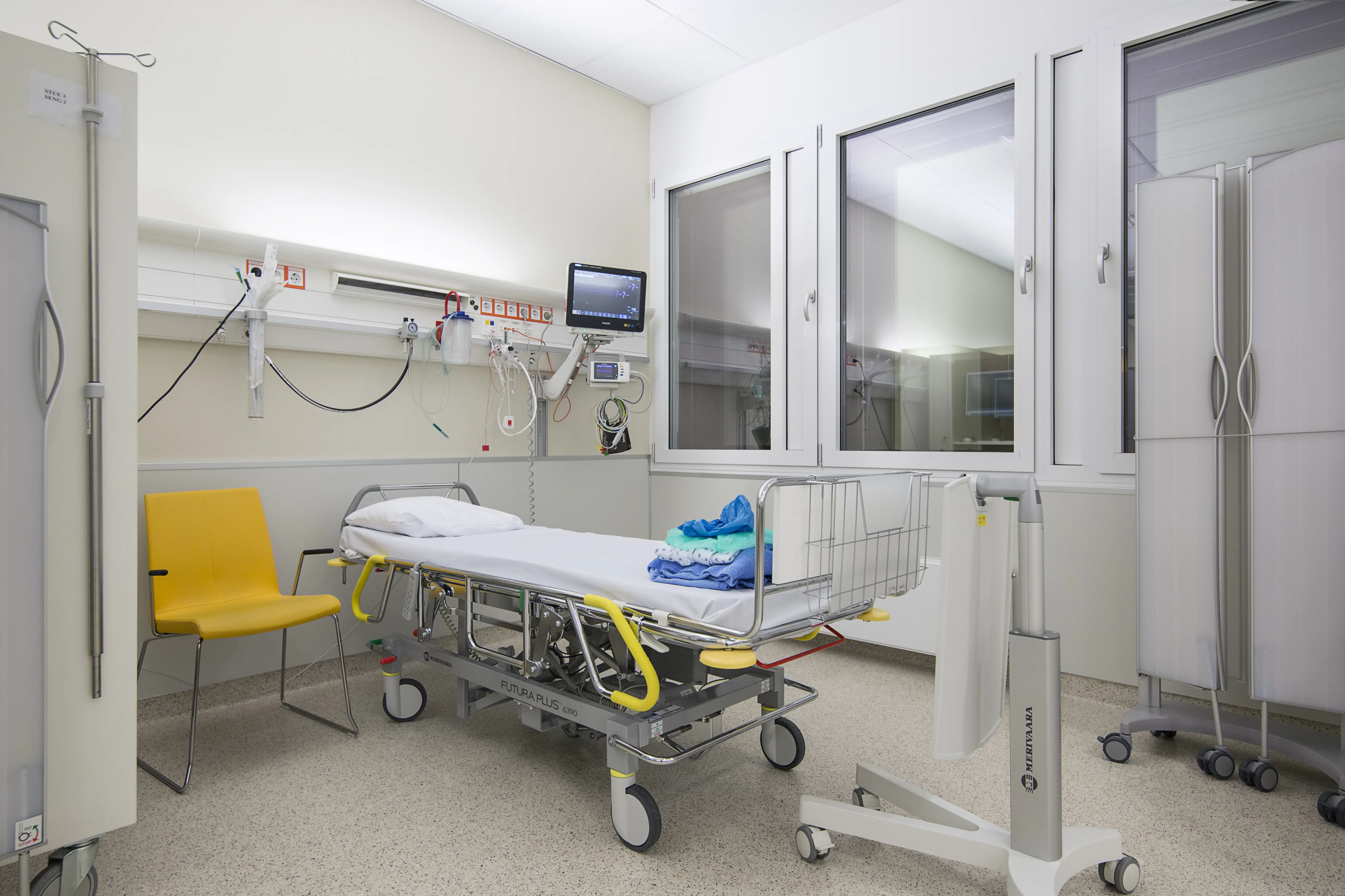 Sengeplass på oppvakingsavdelinga på dagkirurgisk. Foto