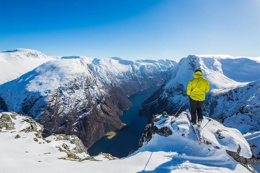 ski.utsikt. fjell. foto