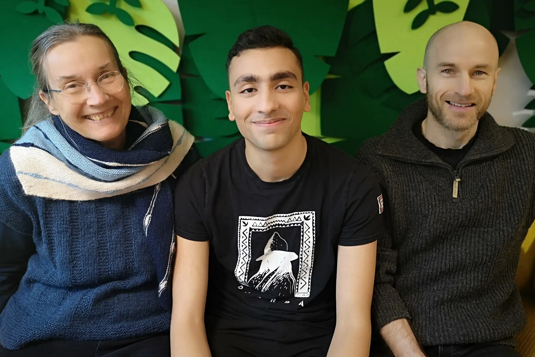 En gruppe mennesker som poserer for kameraet