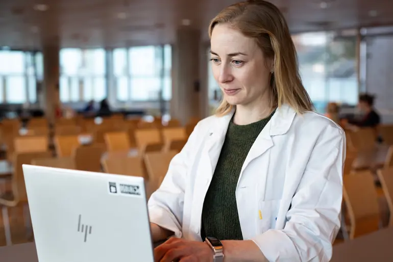 Ernæringsfysiolog i den digitale mage-tarm skolen