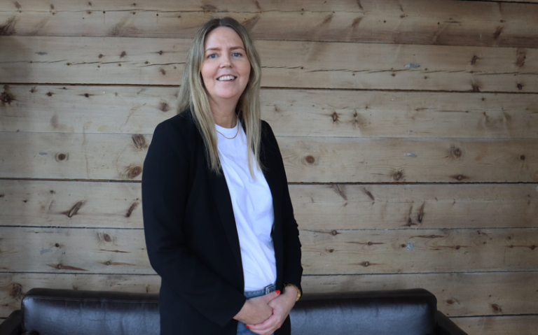 Guri-Elise Holgersen, Forhelse