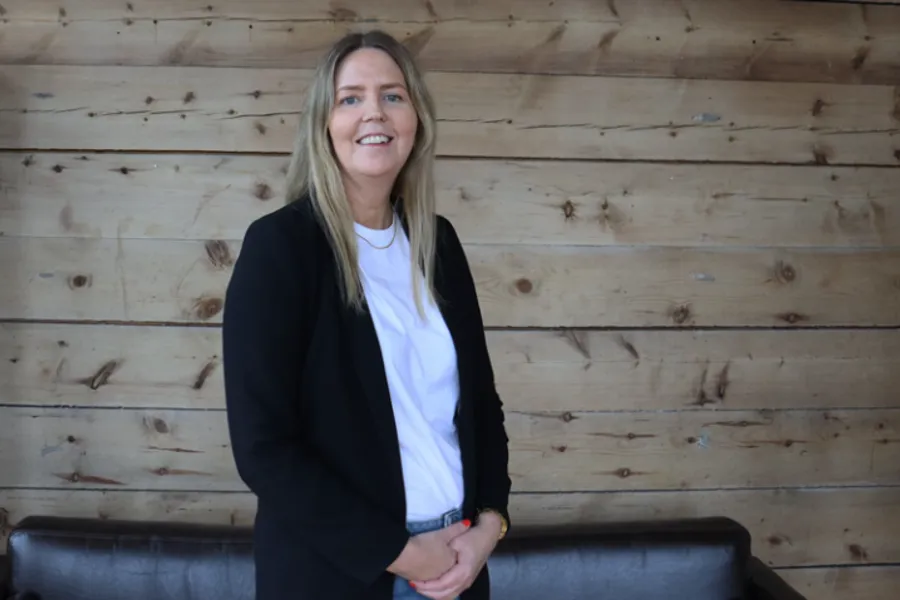 Guri-Elise Holgersen, Forhelse