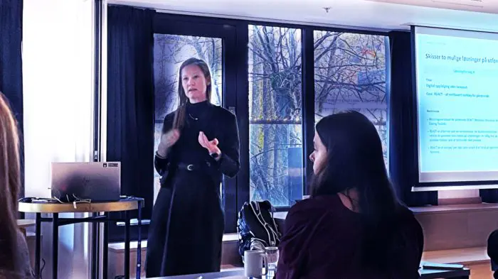 En person som holder en presentasjon